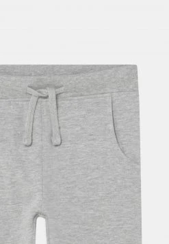 Friboo Niños 3 PACK - Pantalones - Grey/khaki/dark Blue 9 Friboo Niños 3 PACK - Pantalones - Grey/khaki/dark Blue -Friboo Ventas 2024 77862246aa894317ac84cfc14d1f722d